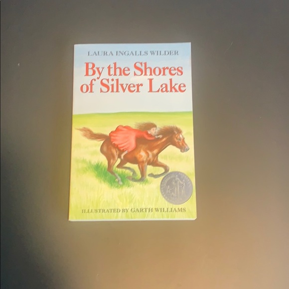 Kids book - Picture 1 of 2